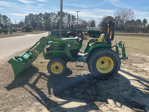 Image of John Deere 3025E equipment image 1