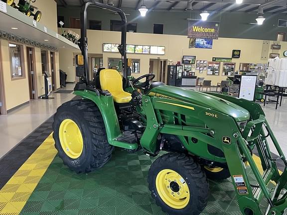 Image of John Deere 3025E Primary image