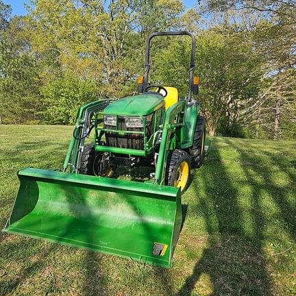 Image of John Deere 3025E Primary image