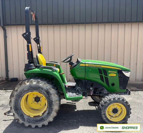 2023 John Deere 3025E Equipment Image0