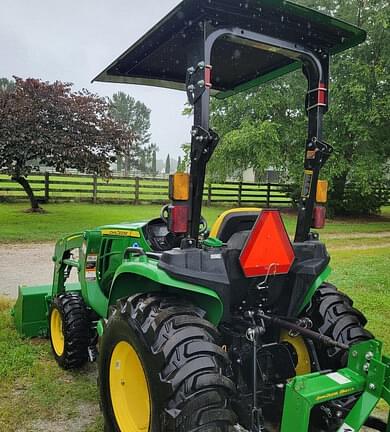 Image of John Deere 3025E equipment image 4
