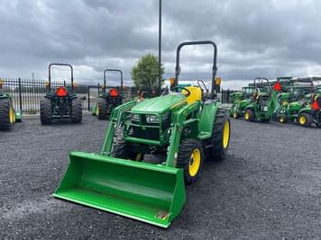 Main image John Deere 3025E