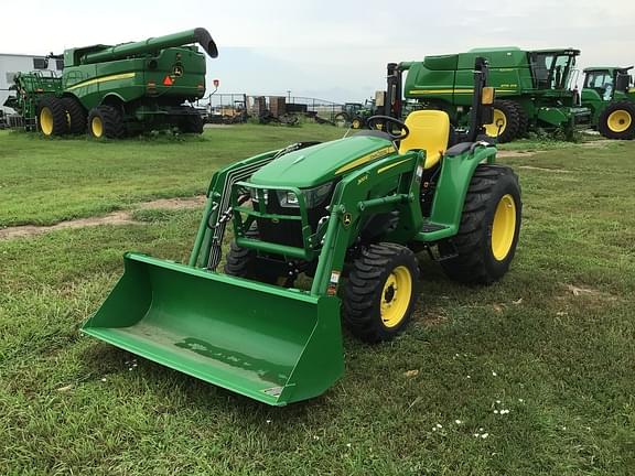 Image of John Deere 3032E equipment image 2