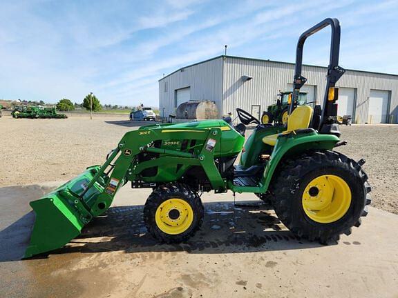 Image of John Deere 3032E equipment image 1