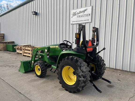 Image of John Deere 3032E equipment image 2