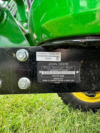 Image of John Deere 3032E equipment image 3