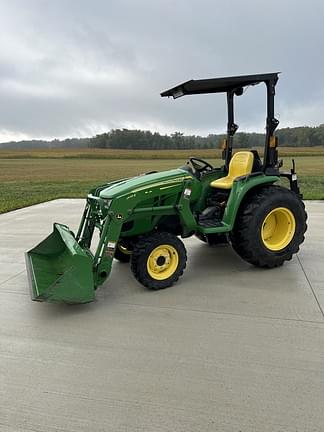 Image of John Deere 3032E equipment image 3