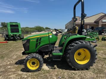 Main image John Deere 3032E