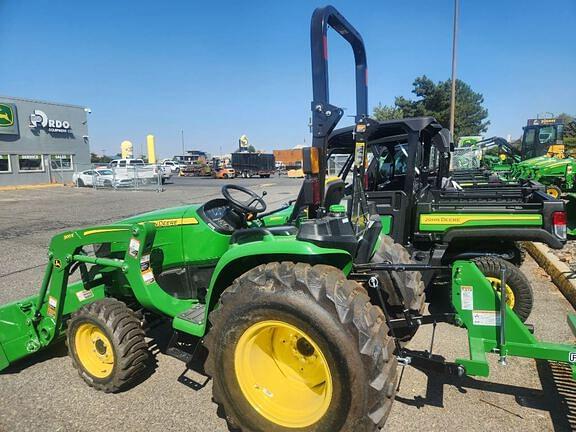 Image of John Deere 3032E equipment image 1