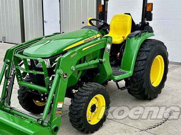 Image of John Deere 3032E equipment image 4