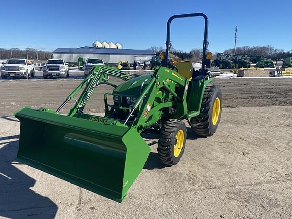 Image of John Deere 3032E Primary image