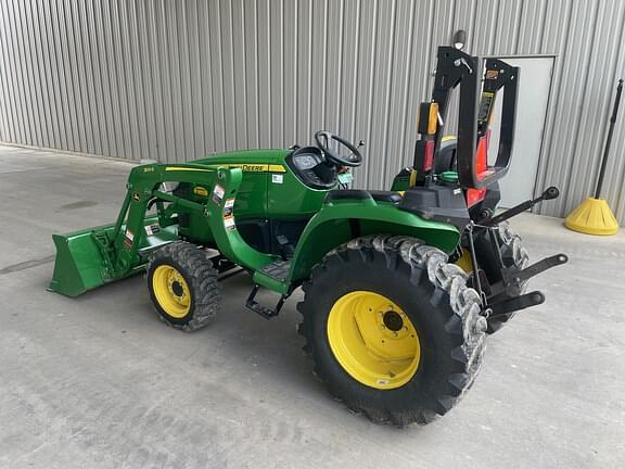 Image of John Deere 3032E Primary image