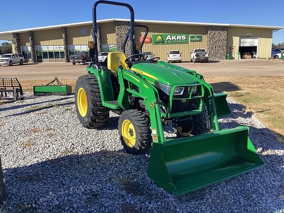 Image of John Deere 3032E equipment image 1