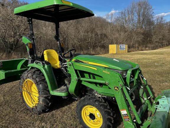 Image of John Deere 3032E equipment image 2