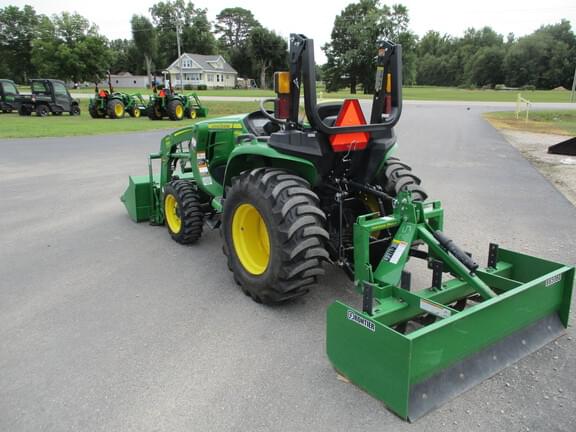 Image of John Deere 3032E equipment image 1