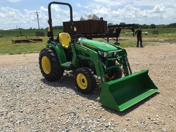 Image of John Deere 3032E Primary image