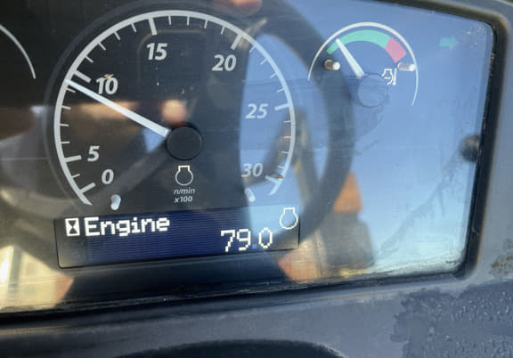 Image of John Deere 3032E equipment image 4