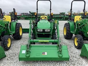 Main image John Deere 3032E 1