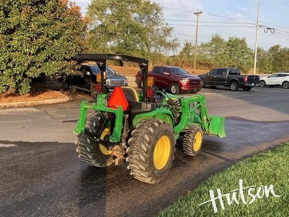 Image of John Deere 3032E equipment image 2