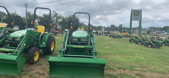 Image of John Deere 3033R equipment image 2