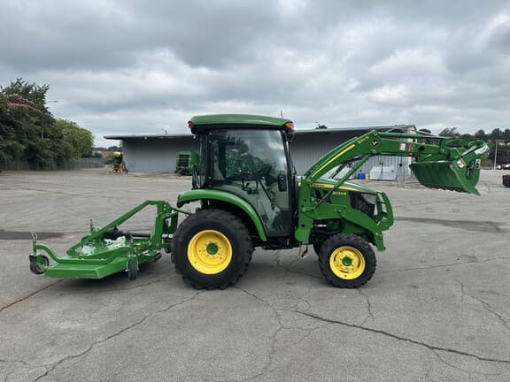Image of John Deere 3033R equipment image 2