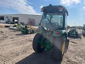 Thumbnail image John Deere 3033R 3