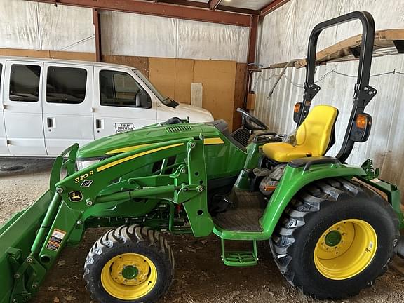 Image of John Deere 3033R equipment image 3