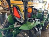 Thumbnail image John Deere 3033R 6