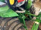 Thumbnail image John Deere 3033R 7