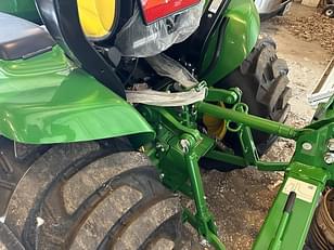 Main image John Deere 3033R 7