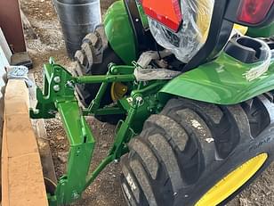 Main image John Deere 3033R 8