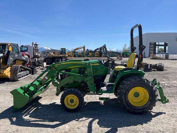 Image of John Deere 3033R equipment image 1