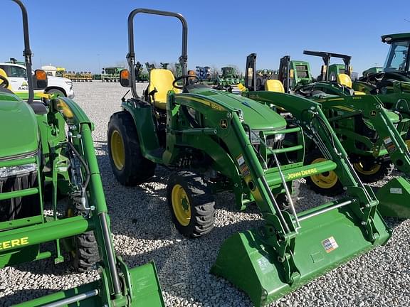 Image of John Deere 3033R equipment image 1