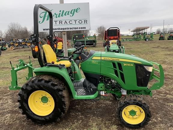 Image of John Deere 3033R equipment image 1