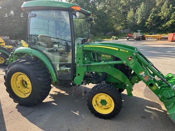 Image of John Deere 3033R equipment image 1