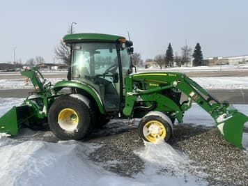 Main image John Deere 3033R