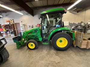2023 John Deere 3033R Image