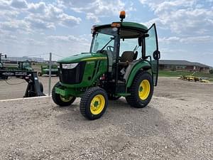 2023 John Deere 3033R Image