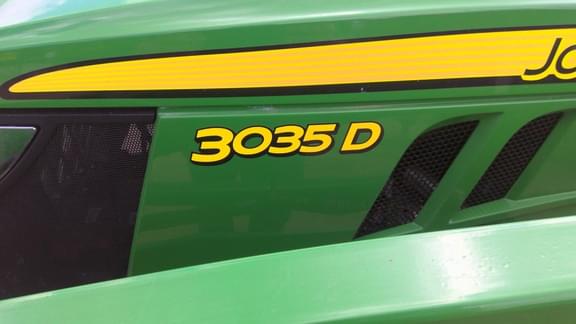 Image of John Deere 3035D equipment image 2