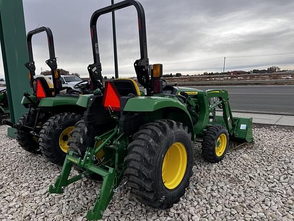 Image of John Deere 3035D equipment image 3