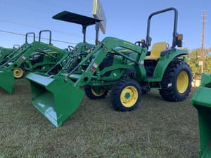 2022 John Deere 3035D Image