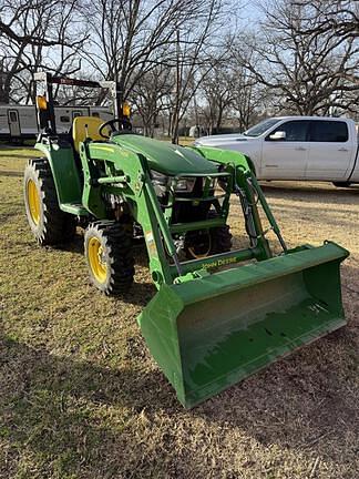 Image of John Deere 3038E equipment image 3