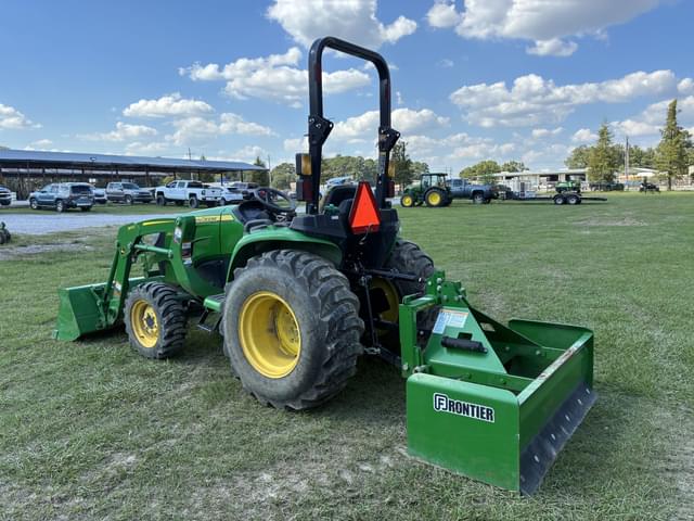 Image of John Deere 3038E equipment image 2