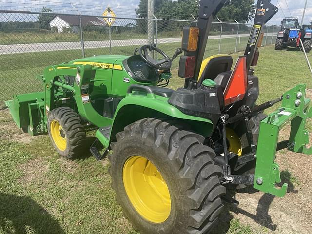 Image of John Deere 3038E equipment image 3