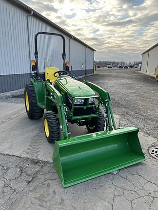 Image of John Deere 3038E equipment image 2