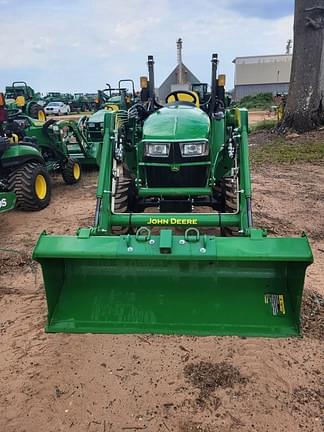 Image of John Deere 3038E equipment image 1