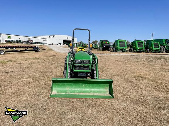 Image of John Deere 3038E equipment image 2