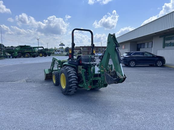 Image of John Deere 3038E equipment image 4