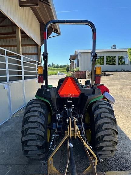 Image of John Deere 3038E equipment image 1