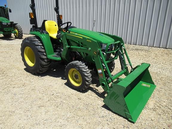 Image of John Deere 3038E equipment image 3